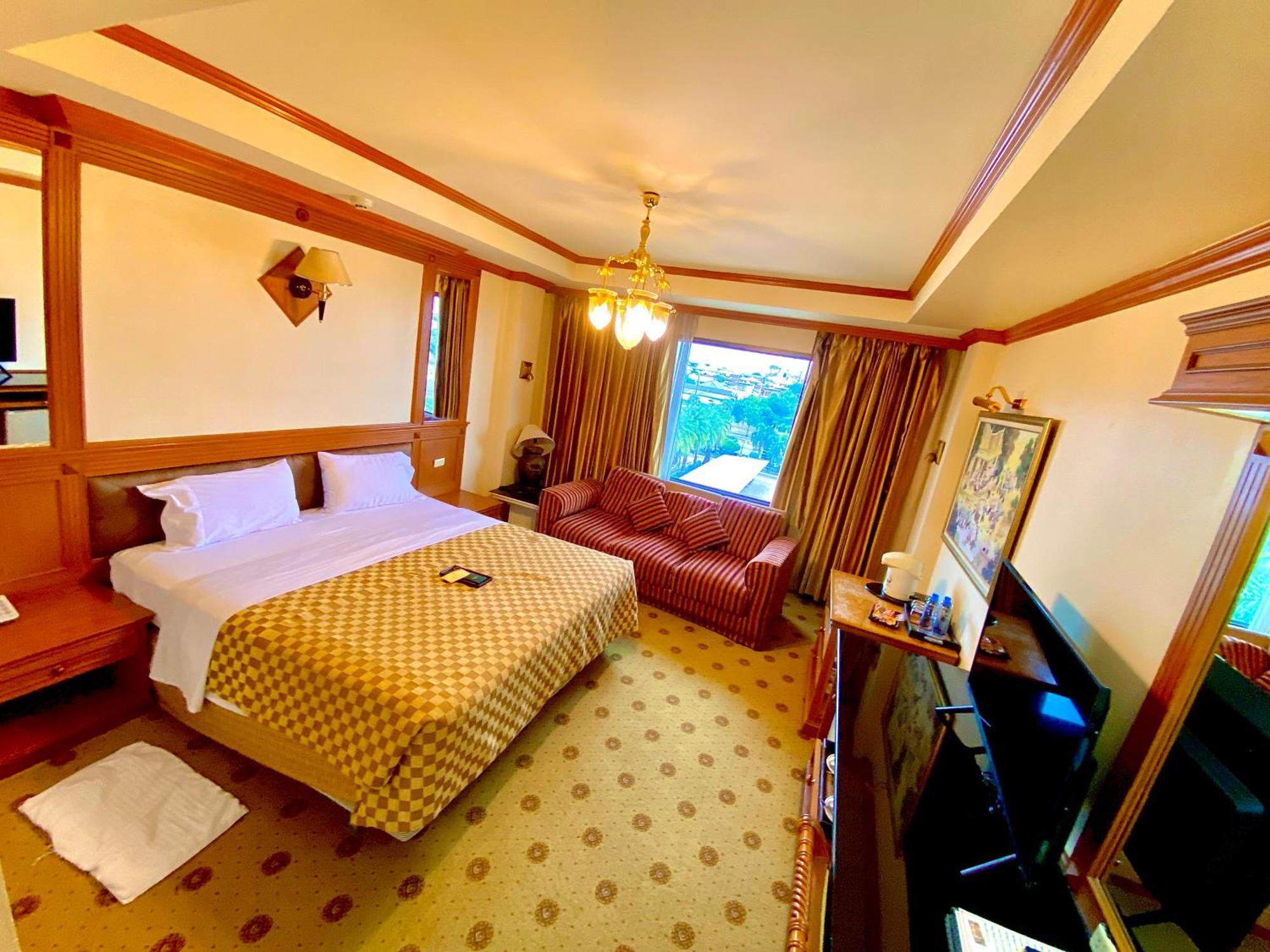 Taksilahotel Махасаракхам Экстерьер фото