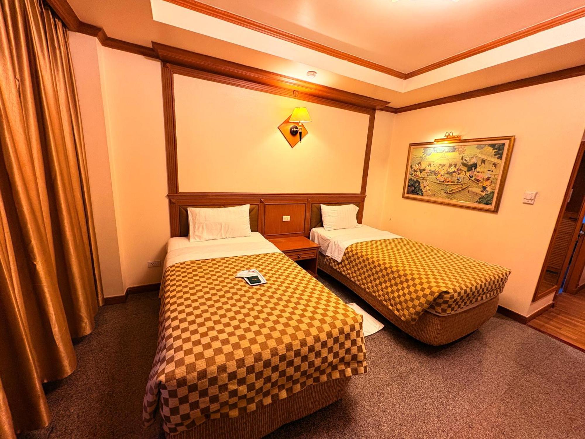 Taksilahotel Махасаракхам Экстерьер фото