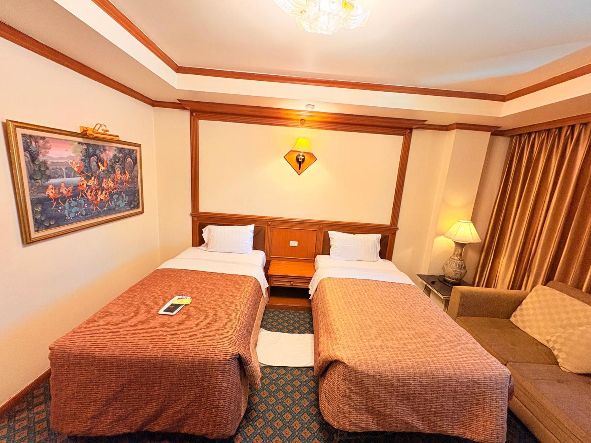 Taksilahotel Махасаракхам Экстерьер фото